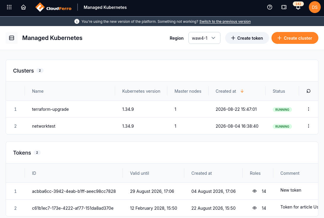 The cluster list shows names, Kubernetes versions, control plane sizes and statuses.